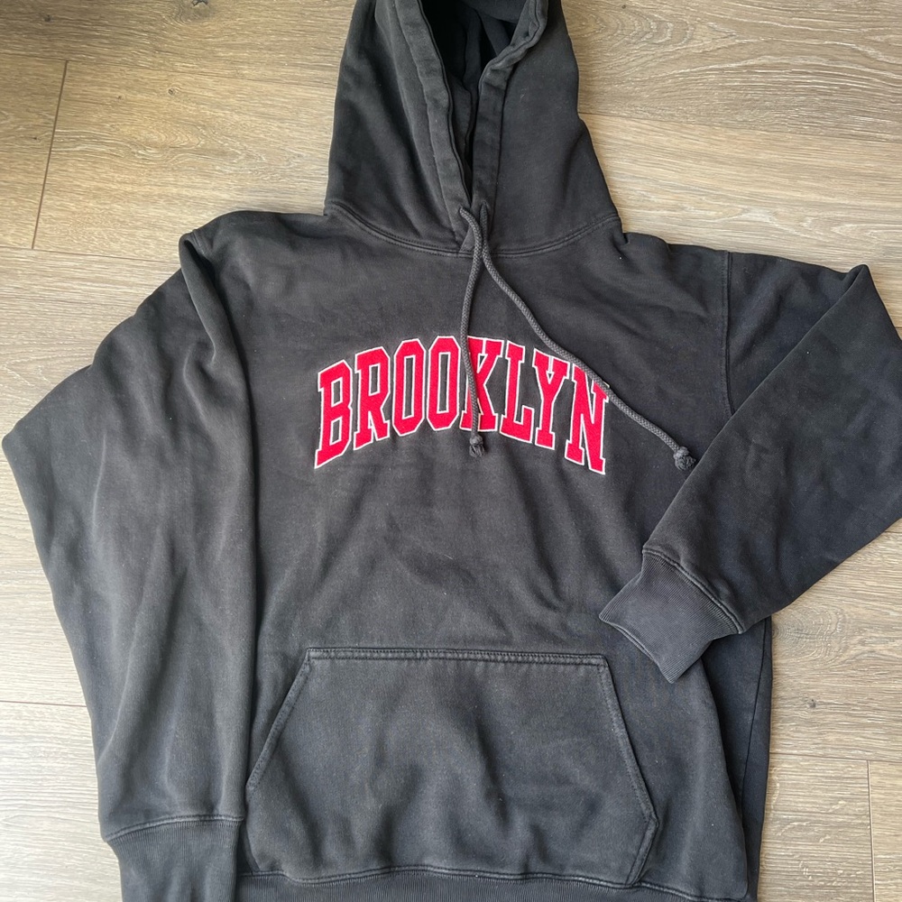 Brandy Melville Brooklyn hoodie!